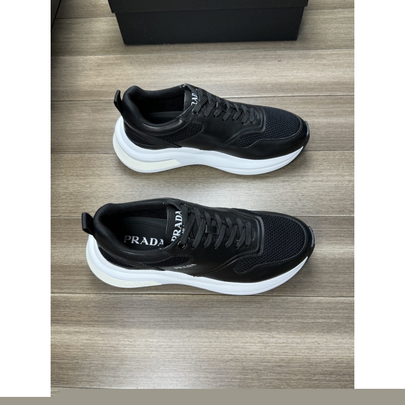 Pra*a casual shoes
